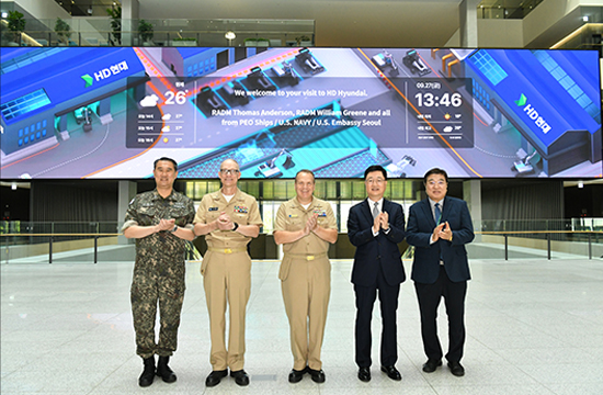 HD현대, 美 해군과 함정 분야 협력 속도 낸다HD현대, 美 해군과 함정 분야 협력 속도 낸다